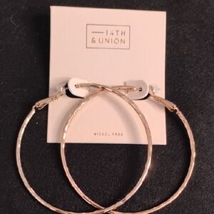 14th & Union Gold Minimalist Hoop Earrings